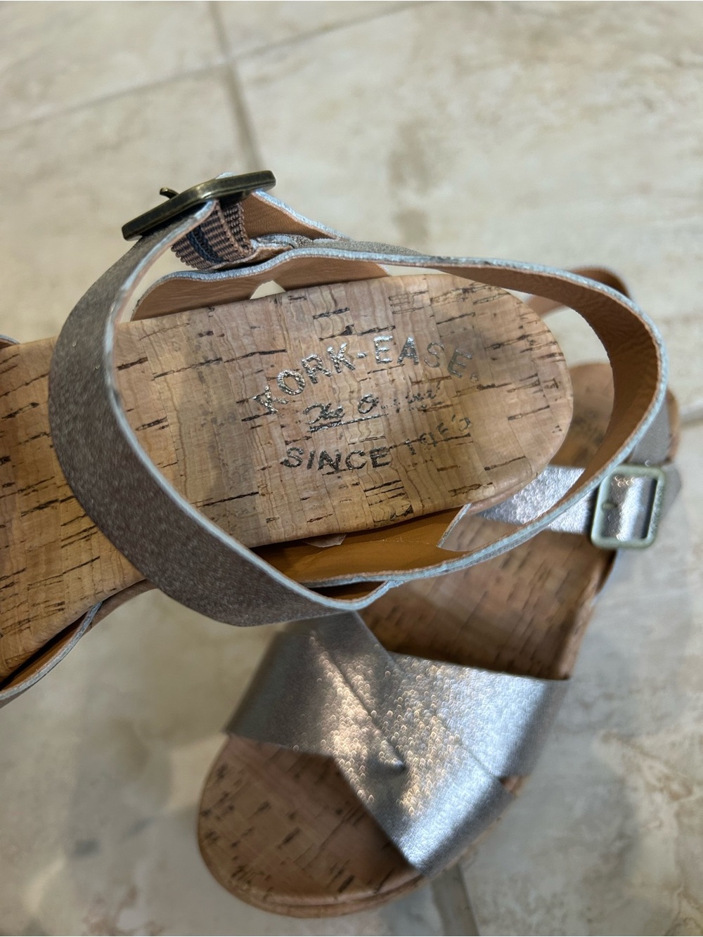 Kork Ease Gold Wedge sandals - Picture 3 of 5